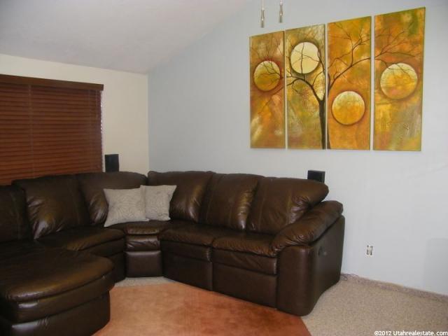 1073 W 2450 N, Layton, UT 84041 — photo 9
