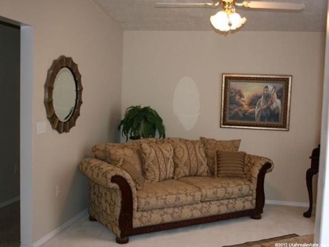 388 S 750 E, Layton, UT 84041 — photo 4