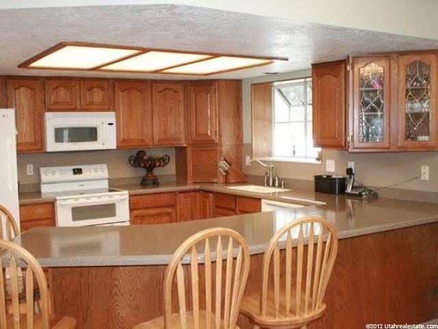 388 S 750 E, Layton, UT 84041 — photo 6