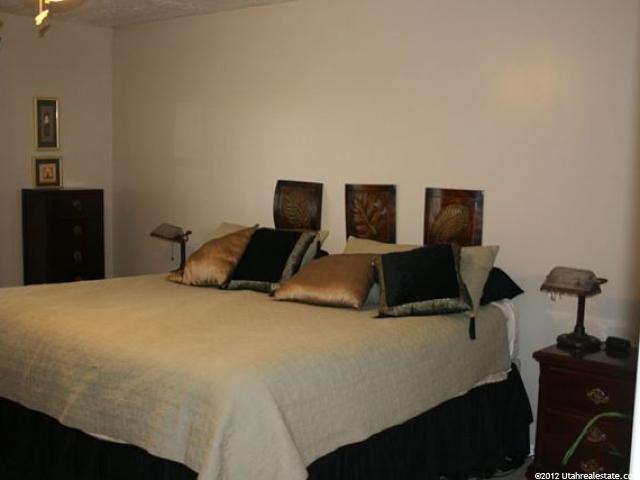 388 S 750 E, Layton, UT 84041 — photo 8