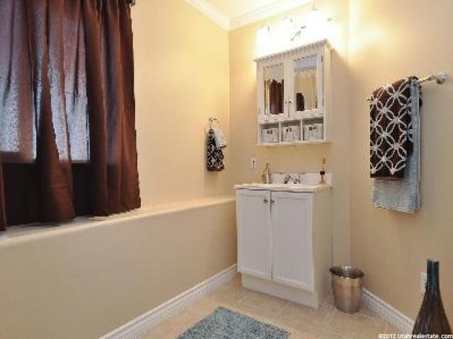 354 W 550 S, Ogden, UT 84404 — photo 2