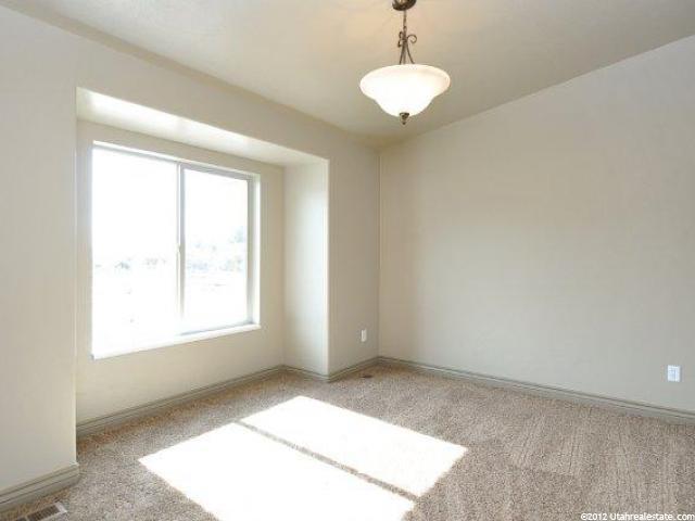 513 E Ridge Place Dr, Ogden, UT 84404 — photo 3