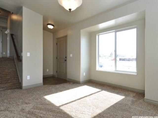 513 E Ridge Place Dr, Ogden, UT 84404 — photo 5