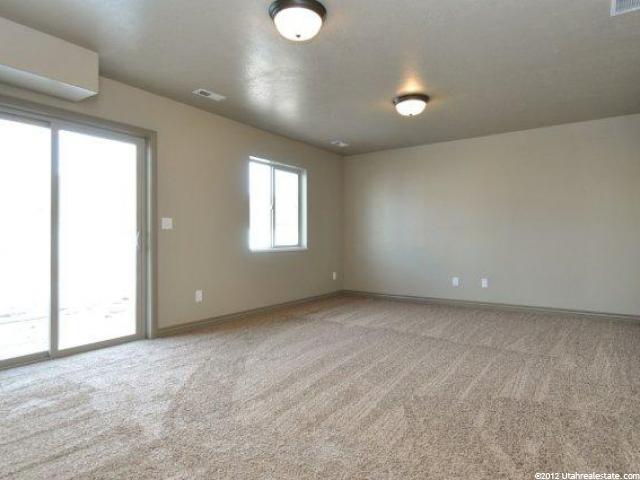 513 E Ridge Place Dr, Ogden, UT 84404 — photo 10