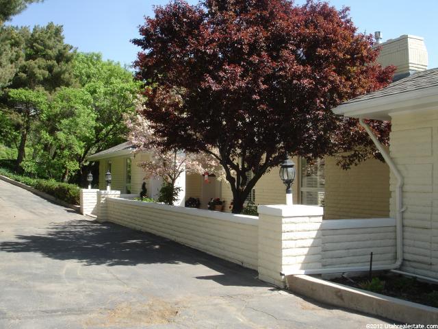2881 E Melanie Ln S, Uintah, UT 84403 — photo 2