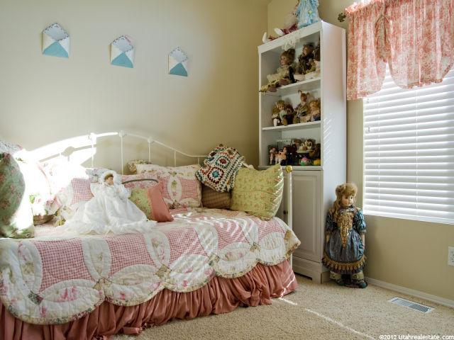 1381 N 2475 W, Clinton, UT 84015 — photo 11