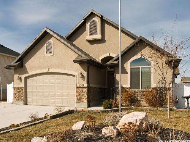 1381 N 2475 W, Clinton, UT 84015 — photo 4