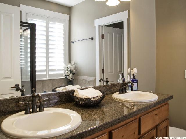 9736 S Bluffside Dr, Sandy, UT 84092 — photo 6
