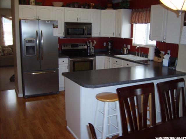 39 E 2150 N, Layton, UT 84041 — photo 6