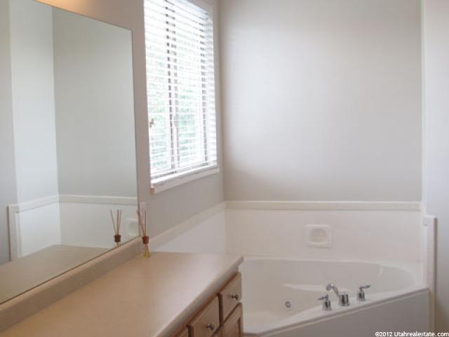734 W Marsh Cv, Draper, UT 84020 — photo 7