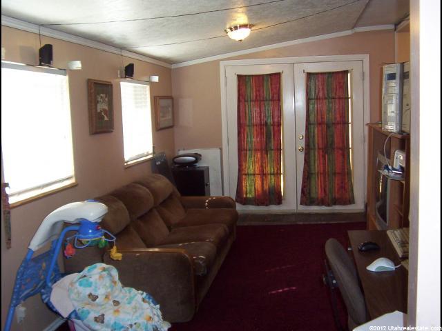 41 W 900 N, Bountiful, UT 84010 — photo 3