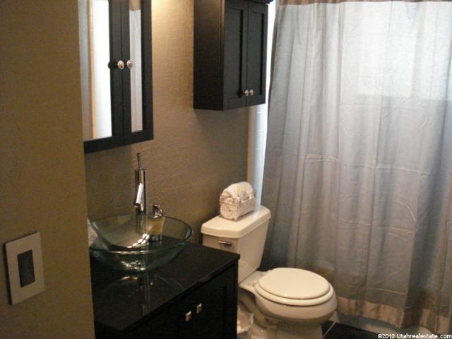 1121 E 1350 N, Layton, UT 84040 — photo 7