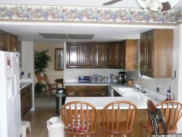 483 E Holstein Way, Murray, UT 84107 — photo 11