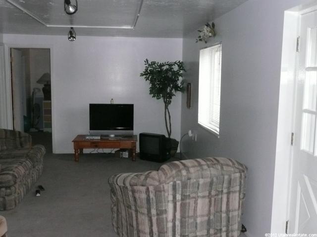 483 E Holstein Way, Murray, UT 84107 — photo 8