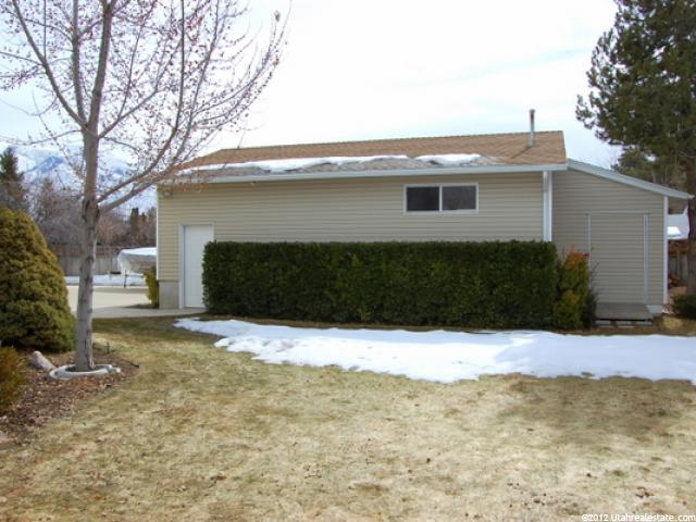 6031 S 2125 E, Uintah, UT 84403 — photo 9