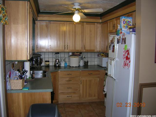 5358 S 2375 W, Roy, UT 84067 — photo 2