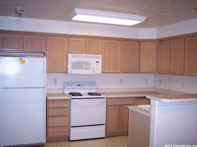 4827 S 1800 W #34, Roy, UT 84067 — photo 2