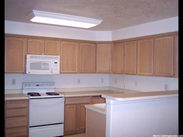 4827 S 1800 W #34, Roy, UT 84067 — photo 3