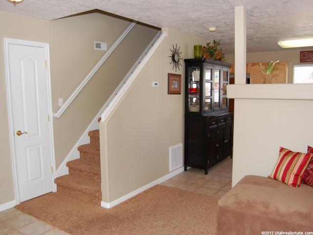 870 W Chartres Ave, Sandy, UT 84070 — photo 2