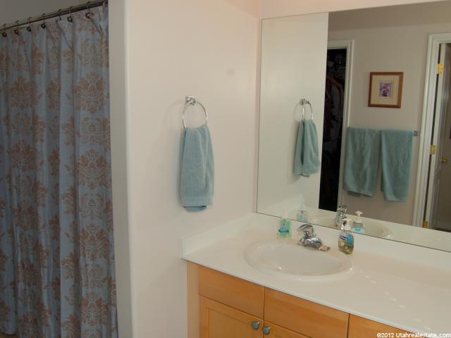 870 W Chartres Ave, Sandy, UT 84070 — photo 7