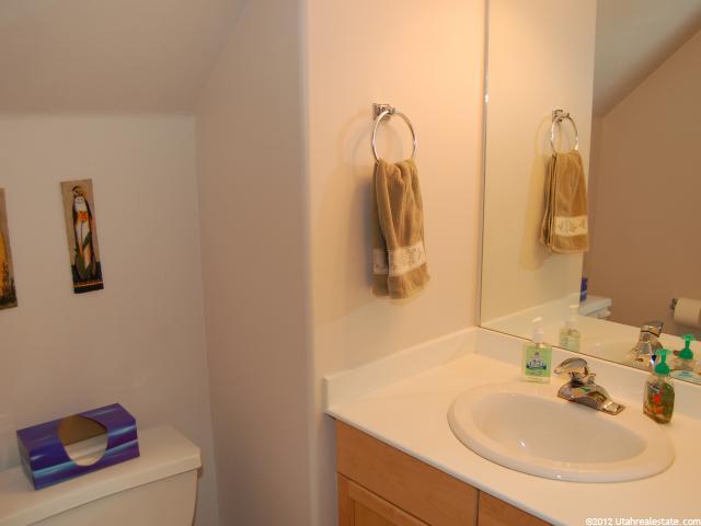 870 W Chartres Ave, Sandy, UT 84070 — photo 9