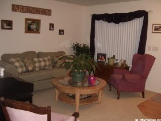828 E 1900 S, Clearfield, UT 84015 — photo 2