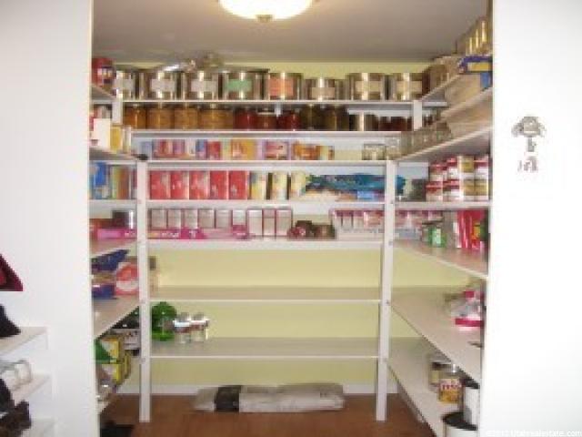 828 E 1900 S, Clearfield, UT 84015 — photo 3