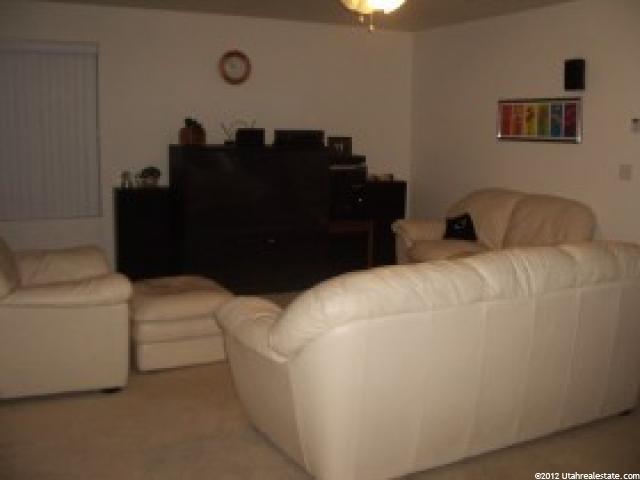 828 E 1900 S, Clearfield, UT 84015 — photo 5