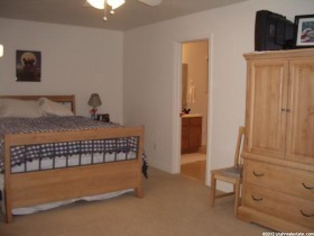 828 E 1900 S, Clearfield, UT 84015 — photo 7