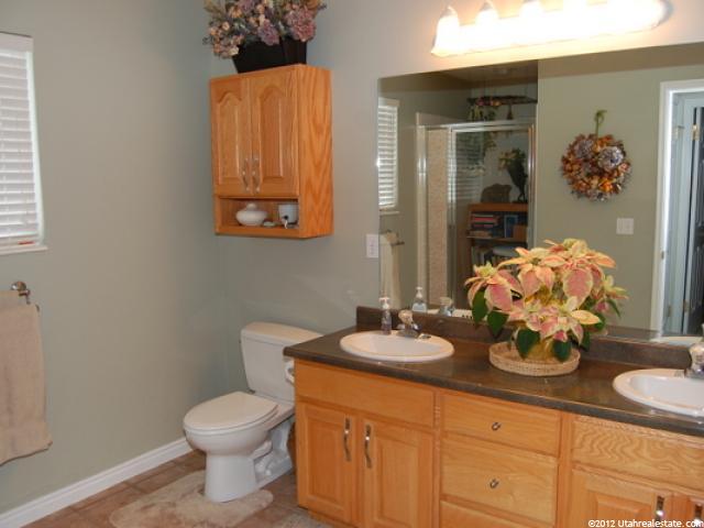 1279 E Eagle Way, Fruit Heights, UT 84037 — photo 11