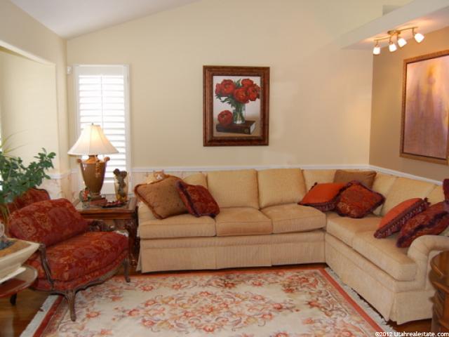 1279 E Eagle Way, Fruit Heights, UT 84037 — photo 4