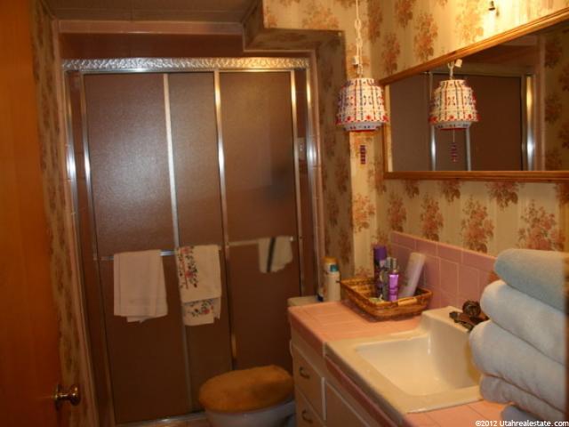 1066 N 400 E, Bountiful, UT 84010 — photo 4