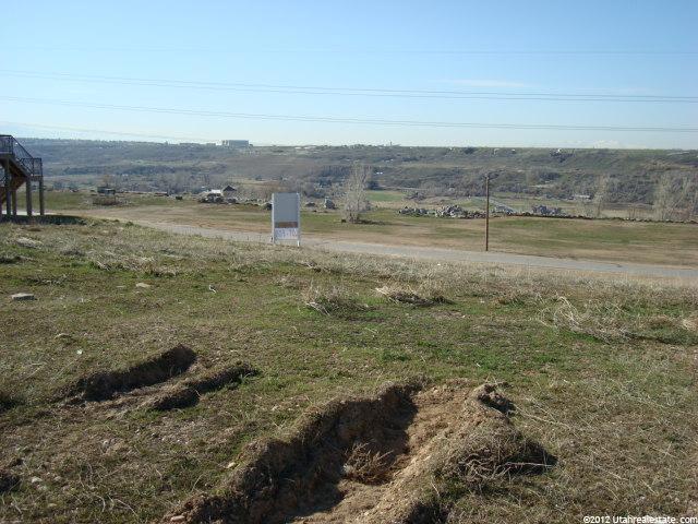 253 E 5600 S, Washington Terrace, UT 84405 — photo 3