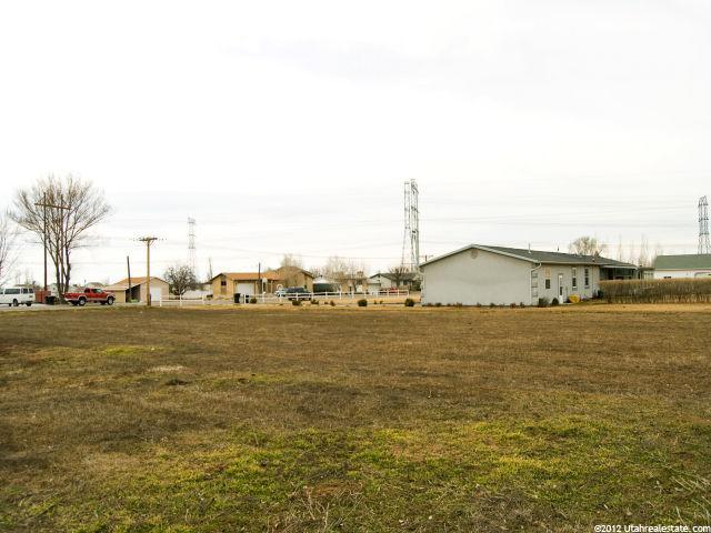 1102 W 700 S, Clearfield, UT 84015 — photo 9