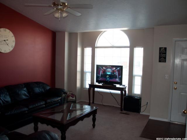 219 W 2050 S, Clearfield, UT 84015 — photo 2