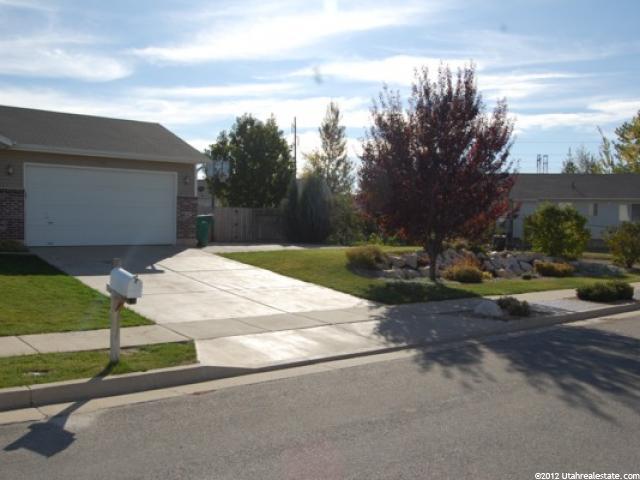 219 W 2050 S, Clearfield, UT 84015 — photo 11