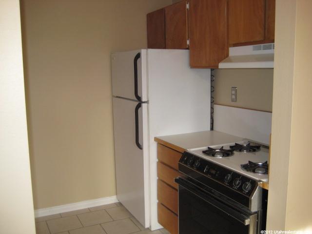 5384 S Willow Ln #E, Murray, UT 84107 — photo 2