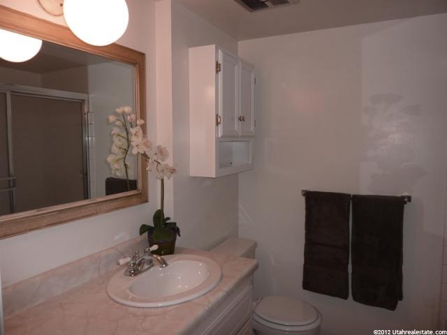 2220 E Murray Holladay Rd S #211, Holladay, UT 84117 — photo 3