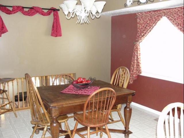 869 W 1930 N, Clinton, UT 84015 — photo 4