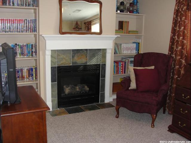 869 W 1930 N, Clinton, UT 84015 — photo 7