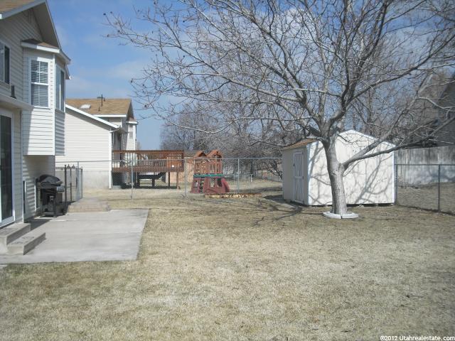 1022 N 600 W, Clinton, UT 84015 — photo 9