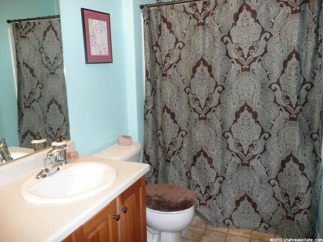702 S 1360 W, Logan, UT 84321 — photo 4