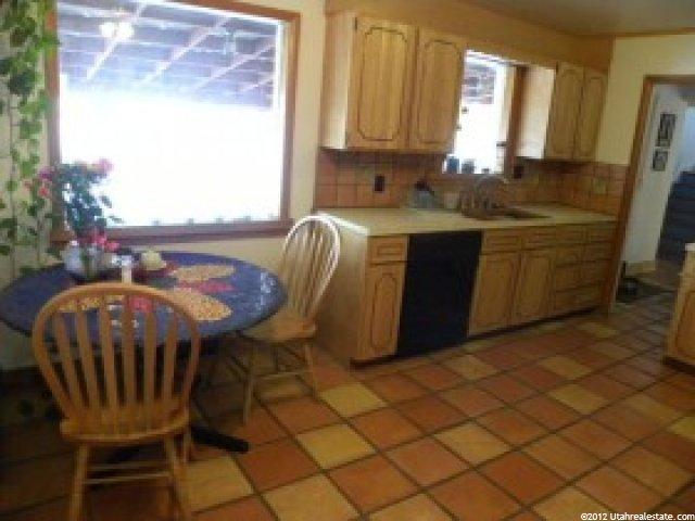 465 E 700 S, River Heights, UT 84321 — photo 4
