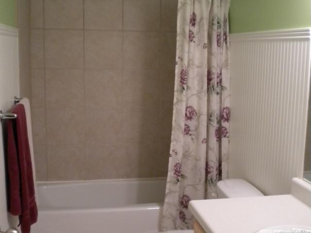 807 E 2050 S, Clearfield, UT 84015 — photo 10