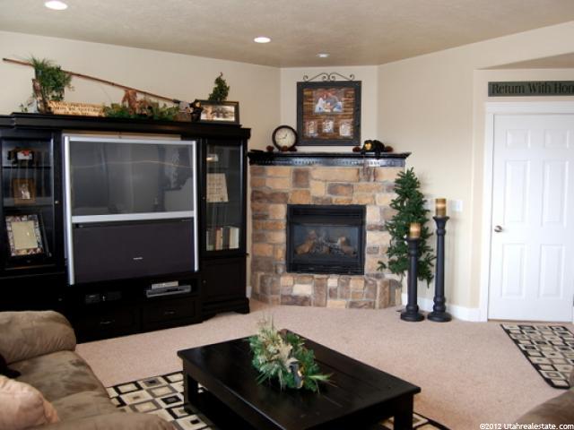 5779 W 5100 S, Hooper, UT 84315 — photo 10