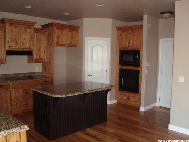 467 E Foxstone Cv, Draper, UT 84020 — photo 3