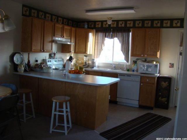2833 W 2300 N, Clinton, UT 84015 — photo 12