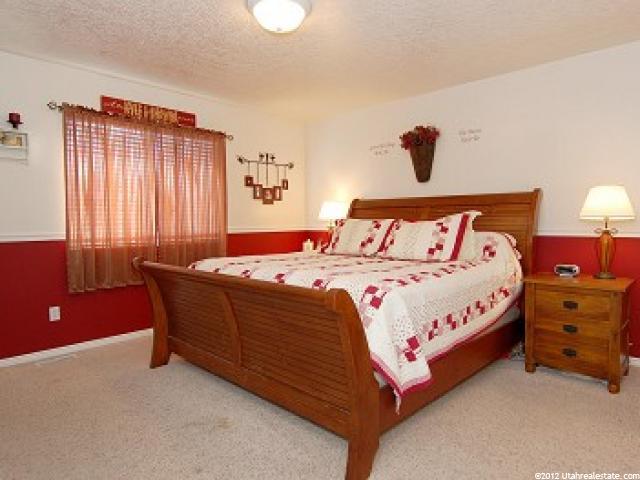 4634 S 3025 W, Roy, UT 84067 — photo 11