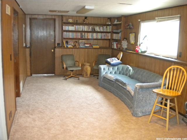 8535 S 1520 E, Sandy, UT 84093 — photo 4
