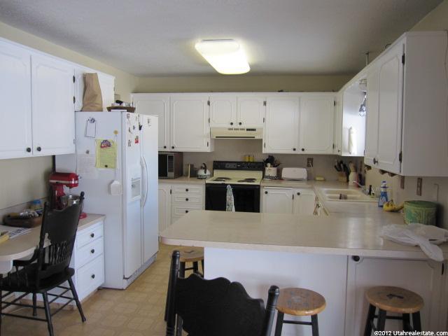 390 W 400 N, Hyrum, UT 84319 — photo 10